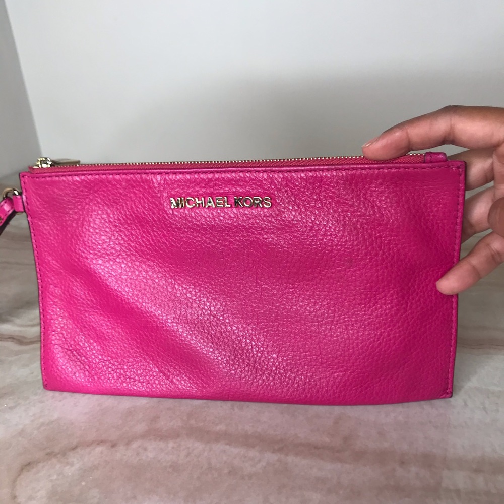 Michael Kors wristlet